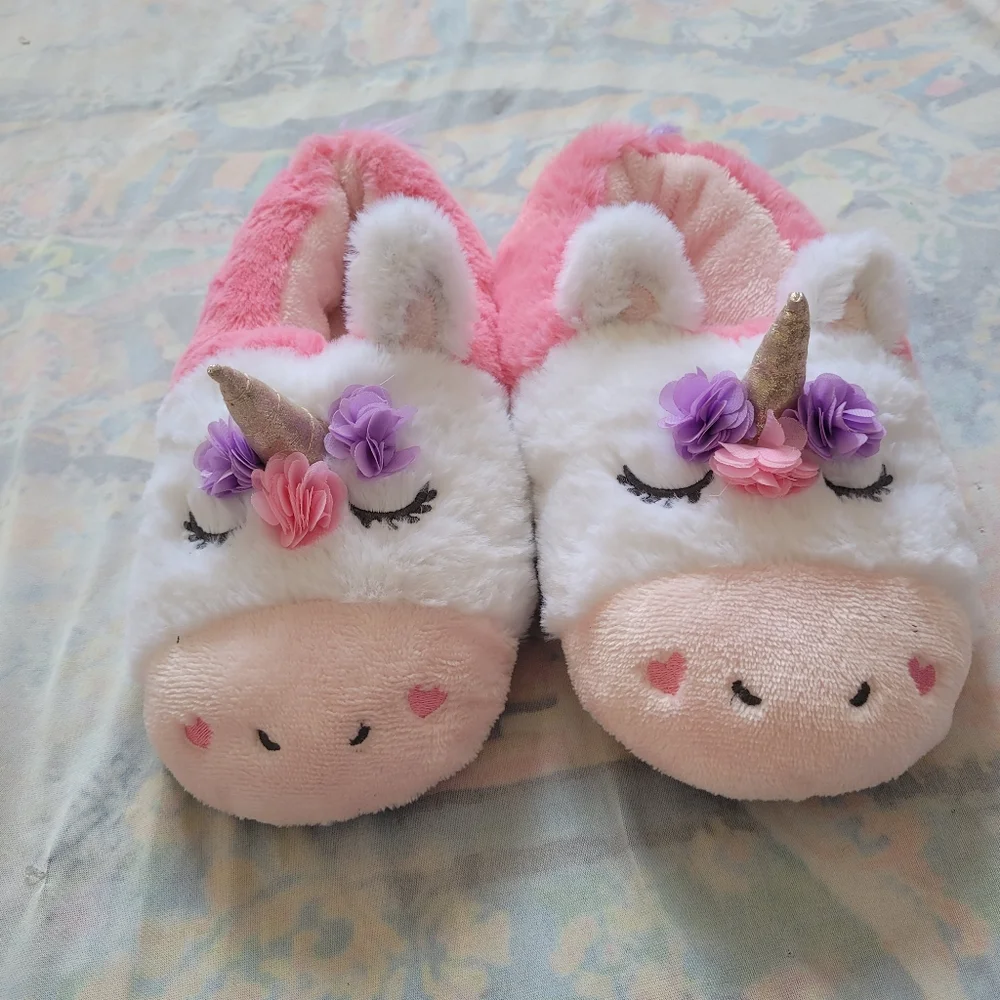 Girls Unicorn Slippers Size 4-5